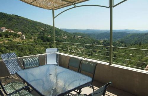 Vals-les-Bains Apartment | Gîte Colin-Maillard