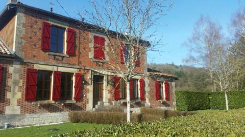 Futeau House | Family-Friendly Gîte Communal with High Guest Ratings
