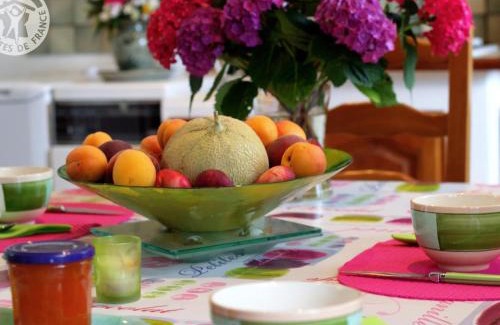 Bussieres House | Cozy Gîte Bussières: Pet & Child Friendly Retreat