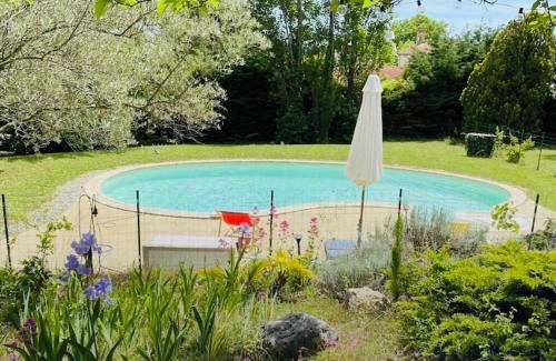 Sauzet House | Gîte Corsi Gallega: Guest Rated 10/10 with Pool Access