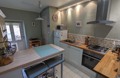 Charente Limousine House | Cozy Gîte in Abzac with Garden, Near Confolens