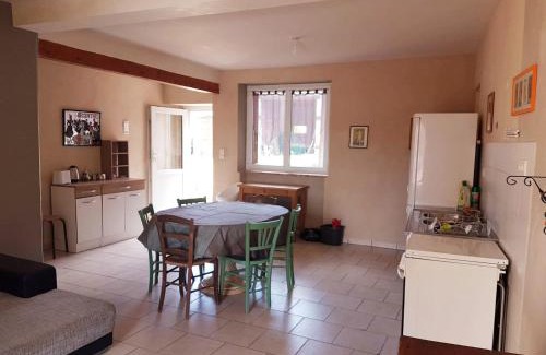 Buffieres House | Cosy Gîte for Families: Perfect for 4 to 9 Guests