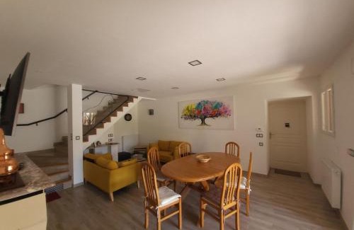 Thenay House | Family-Friendly Maison with Panoramic Views Near Attractions