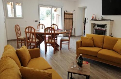 Thenay House | Family-Friendly Maison with Panoramic Views Near Attractions