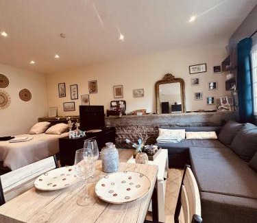 Chevincourt Apartment | Cozy Green 2: Family-Friendly Retreat with Great Reviews