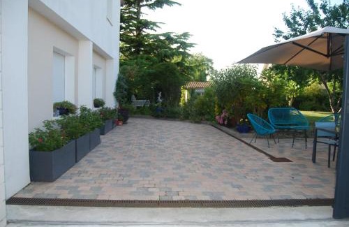Isles-sur-Suippe Apartment | Gîte coté Jardin