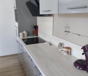 Craponne-sur-Arzon House | Gîte Craponne-sur-Arzon - Family-Friendly Retreat Awaits