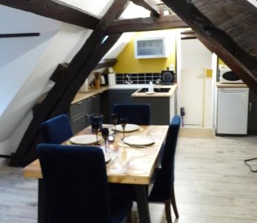 Saint-Valery-sur-Somme Apartment | Oceanfront Gîte d’Eros: Guest Rated 9.3/10 Experience