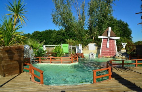 Villematier House | Indulgent Retreat with Private Jacuzzi, Pool & Sauna