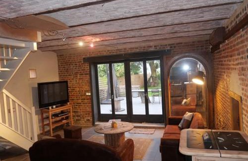 Flines-les-Mortagne House | Inviting Gîte Flines-lès-Mortagne for 4 Guests Awaiting You