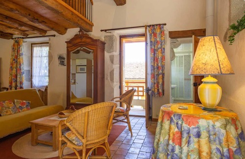 Ruffieux House | Gîte de Charme à 6km du lac du Bourget . En Plein Cœur du Vignoble