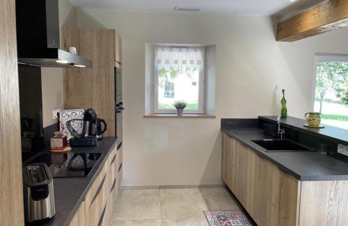 Thiel-sur-Acolin House | Gîte Thiel-sur-Acolin: Ideal Retreat for Families