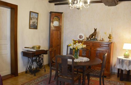 Meauce House | Gîte Vaupillon: Perfect Getaway for Families, 10/10 Rating