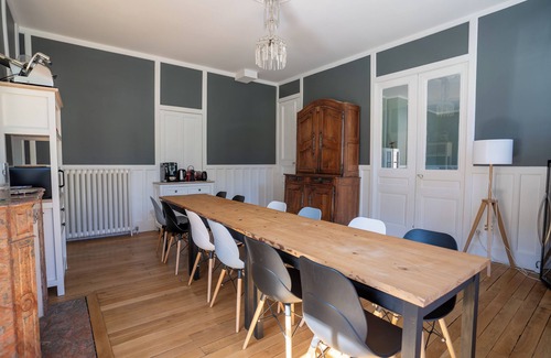 Mont-Dore Villa | Gîte de Charme: Private Heated Pool & Family-Friendly Amenities