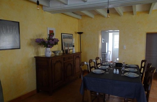 Asnieres sur Vegre House | Charming Gîte in a Historic Town by the River