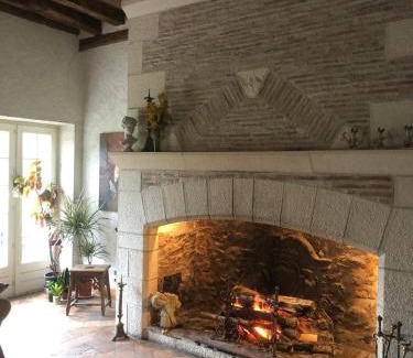 Rogny-les-Sept-Ecluses House | Family-Friendly Retreat at La Boursicauderie Hotel