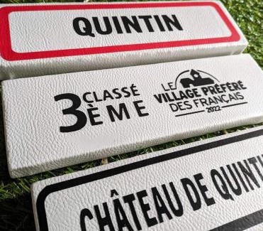 Quintin House | Gîte de Roz Maria: Pet-Friendly Retreat with Hot Tub