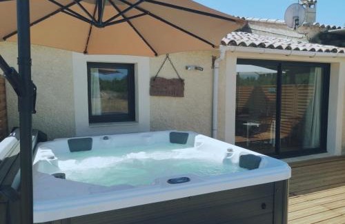 Malaucene House | Gîte de Charme with Private Spa and Oceanfront Views