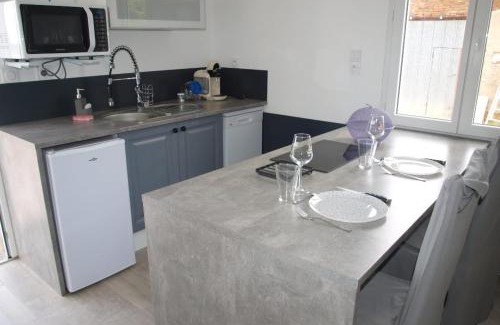 Fronton Apartment | Top-Rated Aparthotels in Fronton, France with Ocean Views