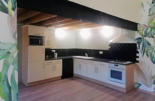 Le Bourgneuf-la-Foret House | Family Retreat in the Country with Kitchen & Kid-Friendly Amenities
