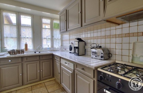 Cogny House | Gîte de Fond Moiroux: Family & Pet-Friendly Retreat