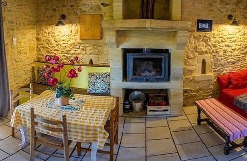 Marcillac-Saint-Quentin Cottage | Gîte de Charme Pour Accueillir des Citadins et des Familles