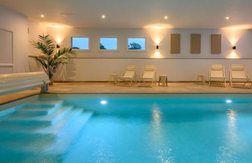 La Celle-sous-Gouzon House | Gîte de luxe dans le Cotentin avec piscine intérieure jacuzzi ,sauna, salle de sport salle de jeux