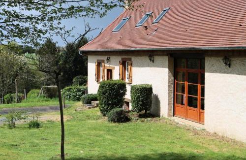 Saint-Martin-Sepert Apartment | Inviting Gîte de France in Saint-Martin-Sepert - 9.5/10 Rating