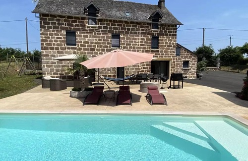 Saint-Cyr-la-Roche Villa | Relaxing Family Retreat at Gîte de France Le Grand Cluzel