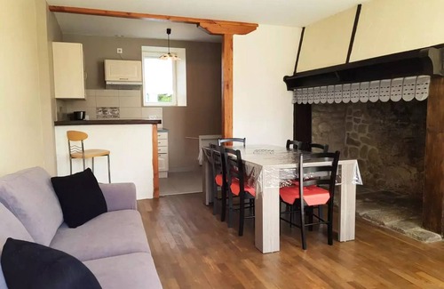 Alleyrat Villa | Relax at Gîte de France in Alleyrat with Spa Amenities