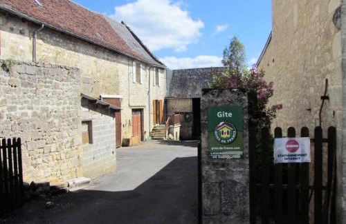 Saint-Robert Apartment | Family-Friendly Gîte de France Le Petit Colibri for 4