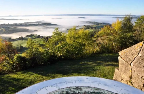 Yssandon House | Relaxing Retreat at Gîte de France with Spa & Breakfast