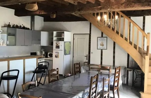 Espartignac Villa | Gîte de France "The Blue Shutters" with Spa & Breakfast