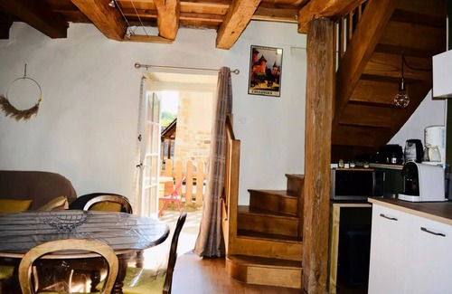 Saillac Villa | Relax in Gîte de France: Spa Retreat for 4 Guests