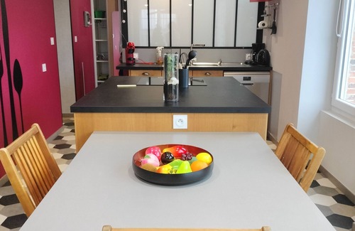 Faye-d'Anjou House | Guest Rated 10/10: Gîte de Groupe for 14 with Spa & Kitchen