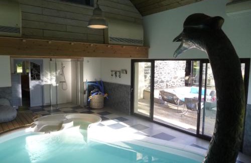 Hopital-Camfrout House | Gîte de Guernevez: Oceanfront Retreat with Private Pool