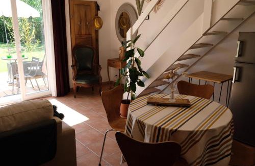 Etauliers House | Family-Friendly Gîte de Ker Val with Oceanfront Pool