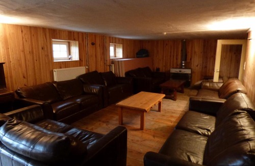 Vielsalm House | Pet-Friendly Gîte de l'épilobe: Family-Ready Retreat