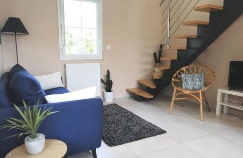 Rambouillet House | Family-Friendly Gîte de l'Alisier with High Guest Ratings