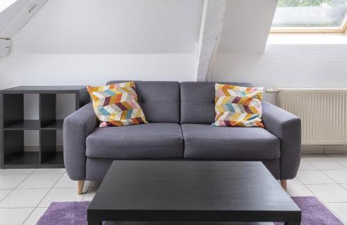 Segre Apartment | Cozy Gîte de l'Artiste in Segré - Perfect for Families