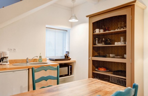 Pont-Saint-Esprit Cottage | Gîte de l'Atelier: 9.6/10 Rated with Pool & Breakfast