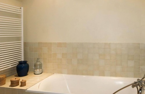 Cambes-en-Plaine House | Oceanfront Gîte de l'Epine: Guest Rated 9.8/10 Experience