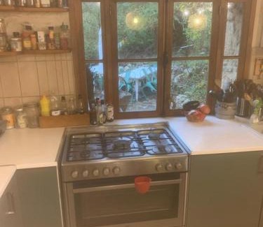 Camps-sur-l'Agly Bed & Breakfast | Pet-Friendly Retreat at Gîte de la Bastide - Pays Cathare
