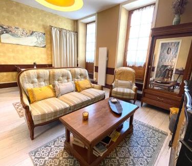 Burzet House | Pet-Friendly Gîte de la Cigale: Guest Rated 9.8/10