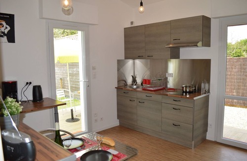 Paulx House | Discover Gîte de la Costumière: Pet-Friendly Studio Retreat