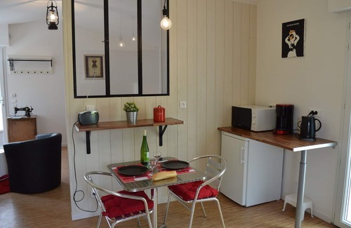 Paulx House | Discover Gîte de la Costumière: Pet-Friendly Studio Retreat