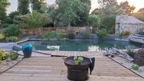 La Croix-Hellean Bed & Breakfast | Gîte de la croix