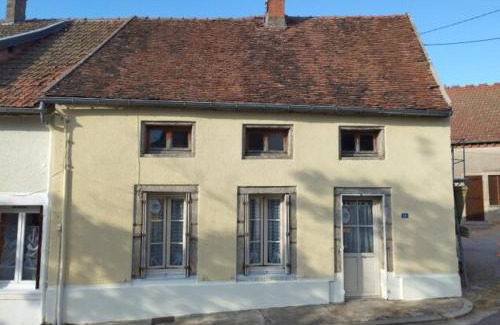 La Roche-en-Brenil House | Pet-Friendly Gîte de la Danse with Oceanfront Views