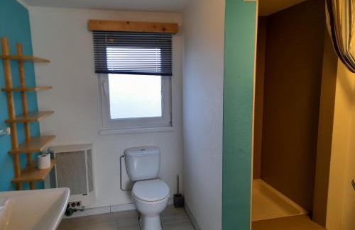 Stoumont House | Pet-Friendly Gîte de la Fourîre with Family Amenities