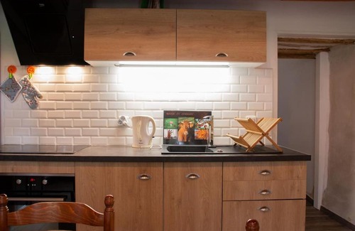Saint-Pardoux Apartment | Pet-Friendly Retreat at Gîte de la Grange - Family Welcoming
